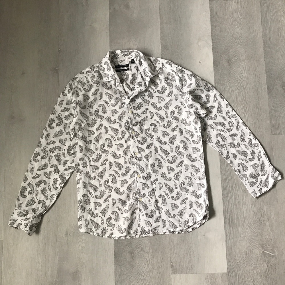 SAKS FIFTH AVE WHITE GRAY PAISLEY BUTTON LONG SLEEVE MENS LARGE